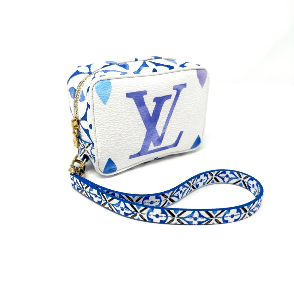 Louis Vuitton By The Pool Wapity Case Watercolor Blue M82416